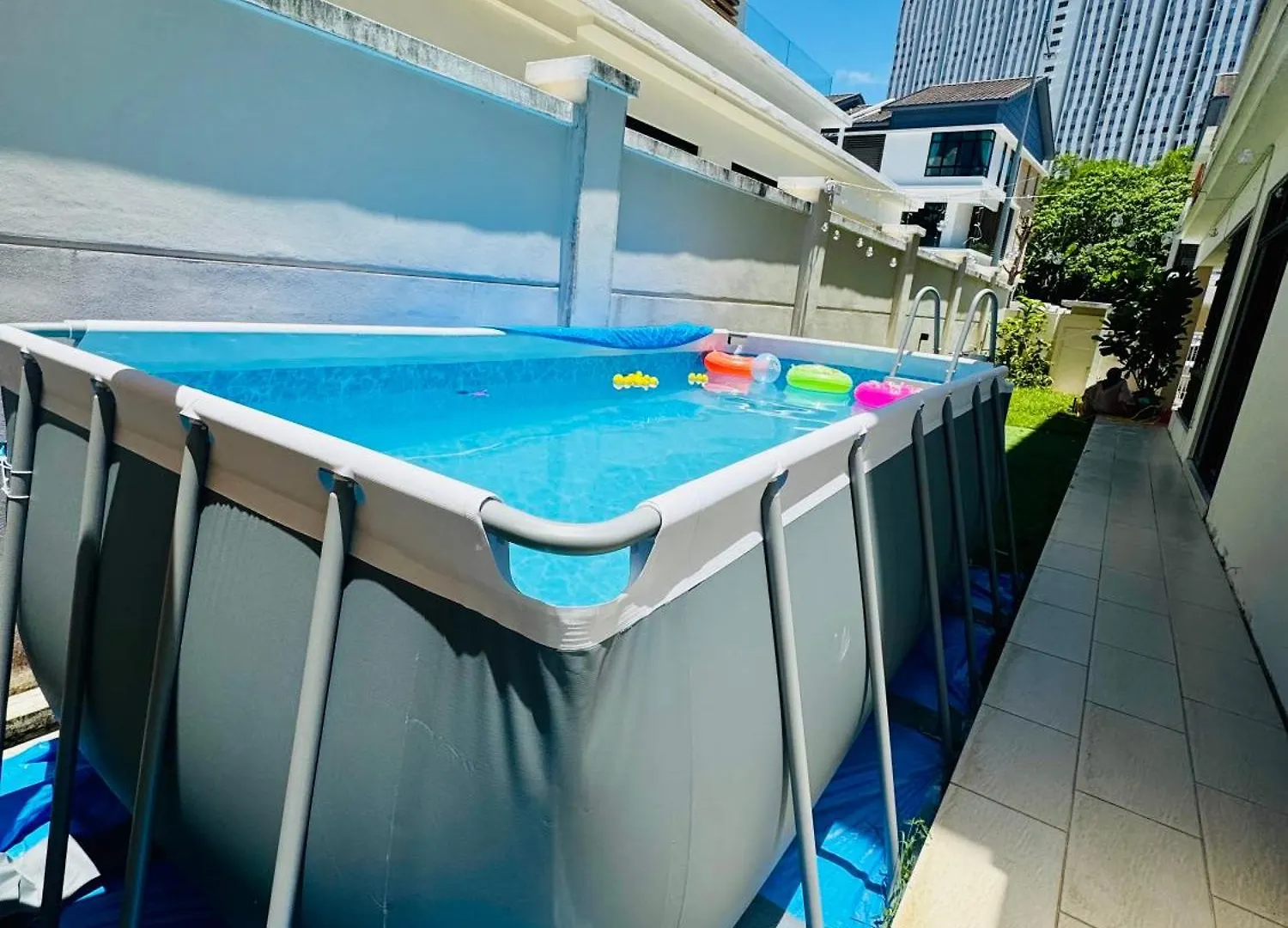 Private Pool Villa Near Batu Ferringhi Beach