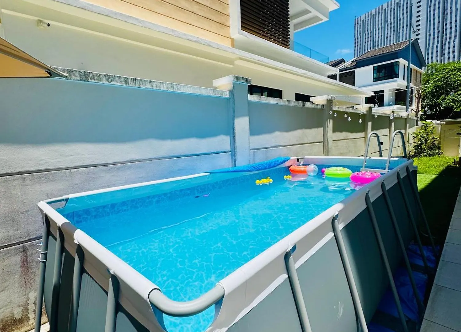 Private Pool Villa Near Batu Ferringhi Beach
